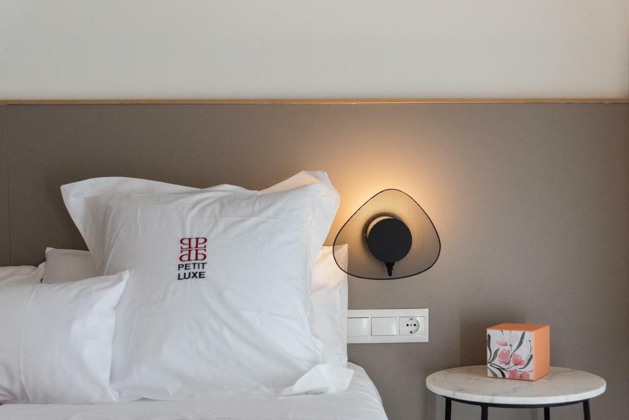 Petit Luxe Tobella Esquerra Apartment Terrassa Luaran gambar